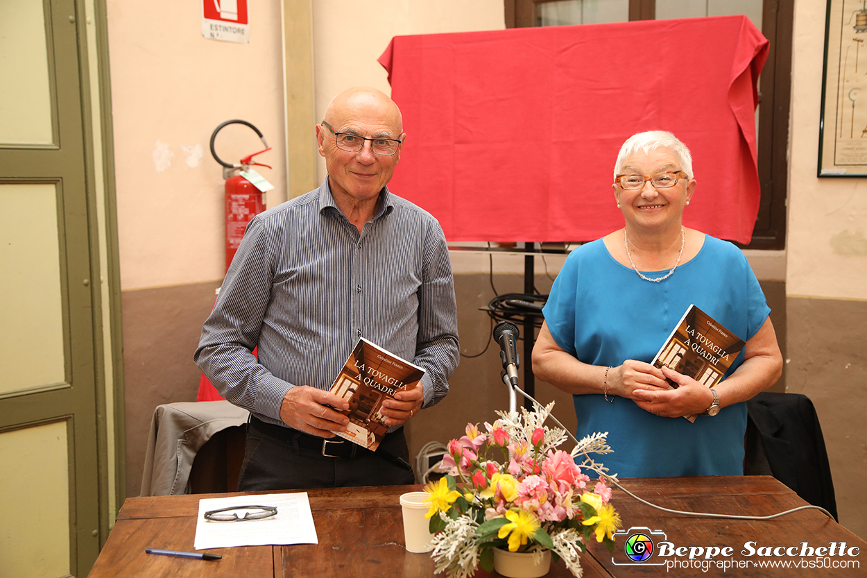 VBS_3403 - Presentazione libro 'La tovaglia a quadri' di Celestina Franco.jpg